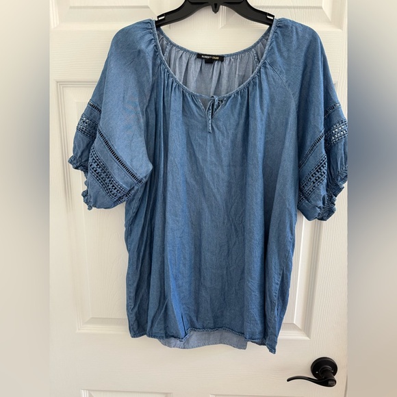 Tops - Women’s top